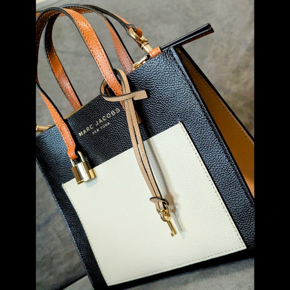Marc Jacobs Handbags - Marc Jacobs Mini Grind Colorblock Leather Tote NWOT!